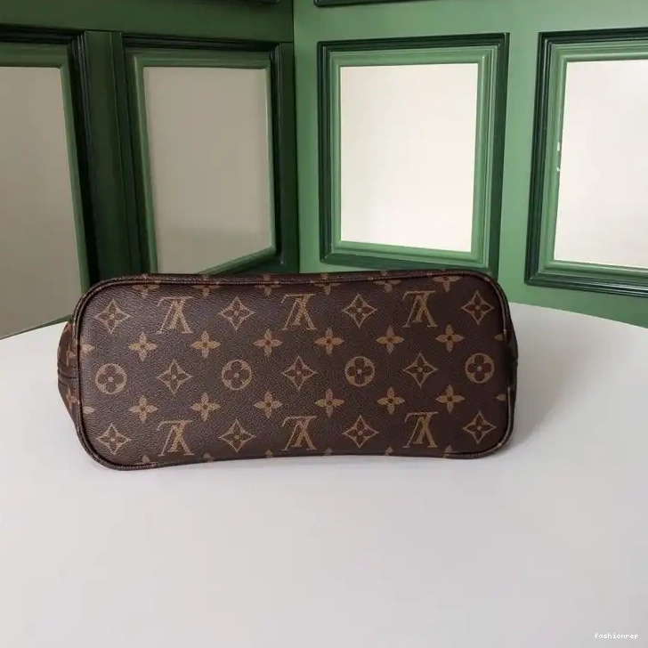 Fashionrepsfam ru LV Bags 19B570266 0825